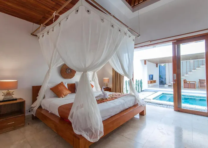Aurora Living Villa