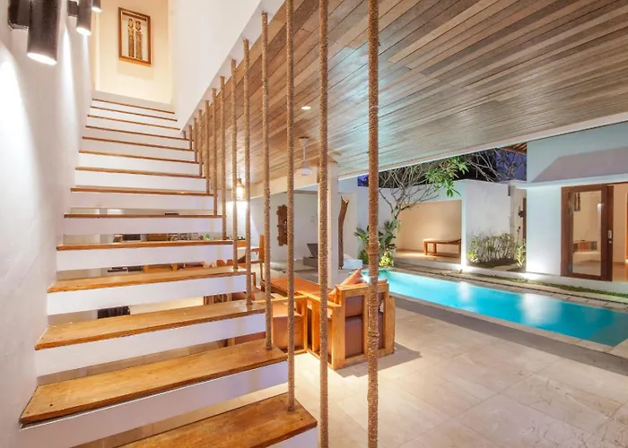 Villa Aurora Living