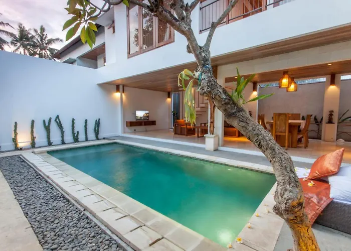 Aurora Living Villa