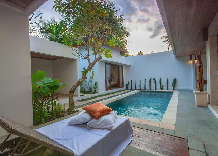 Aurora Living Villa